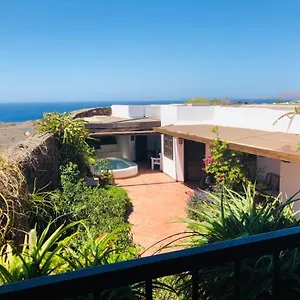 Beautiful 3-bed In , Mácher España